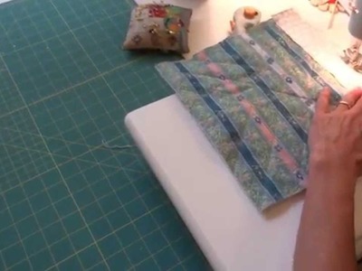How make a simple quilted potholder