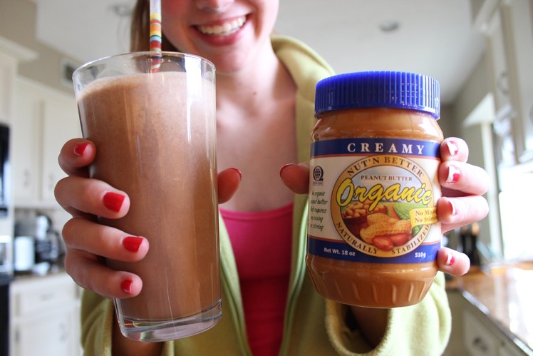 How to Make a Peanut Butter Smoothie