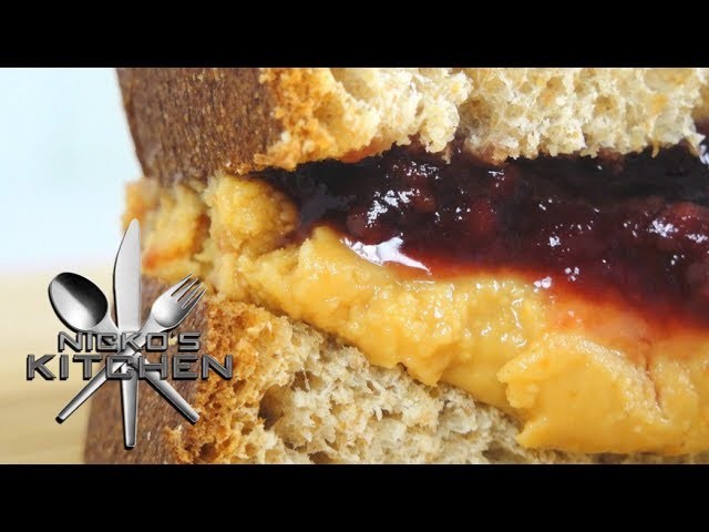 PEANUT BUTTER & JELLY SANDWICH - VIDEO RECIPE