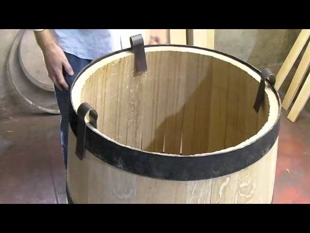 HOW wine barrels are made and toasted