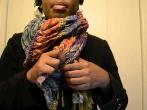 Tutorial: How to wear a chunky scarf