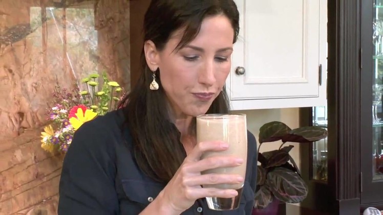 How to Make a Raw Coffee Frappe! | Diana Stobo