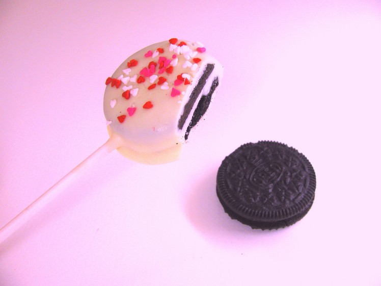 Chocolate Covered Oreo Cookie Lollipops