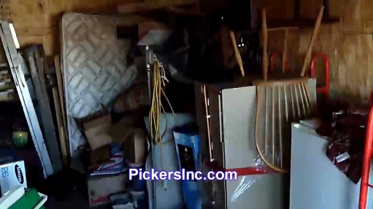 Picker Finds Hoarder Live Footage Fighting To Keep His 5 Units & Trying To Sell It At The Same Time