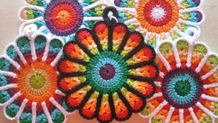 Crochet Flower Potholders (free patterns)