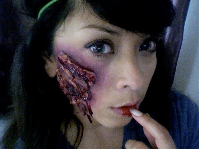 DIY Bloody Scar Makeup tutorial for halloween!