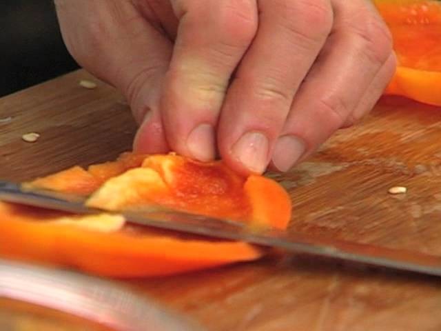 Dicing a Bell Pepper by Chef Jean Pierre