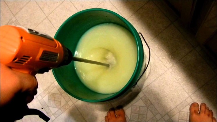 How to make 5 gallons of liquid laundry detergent for less than a dollar