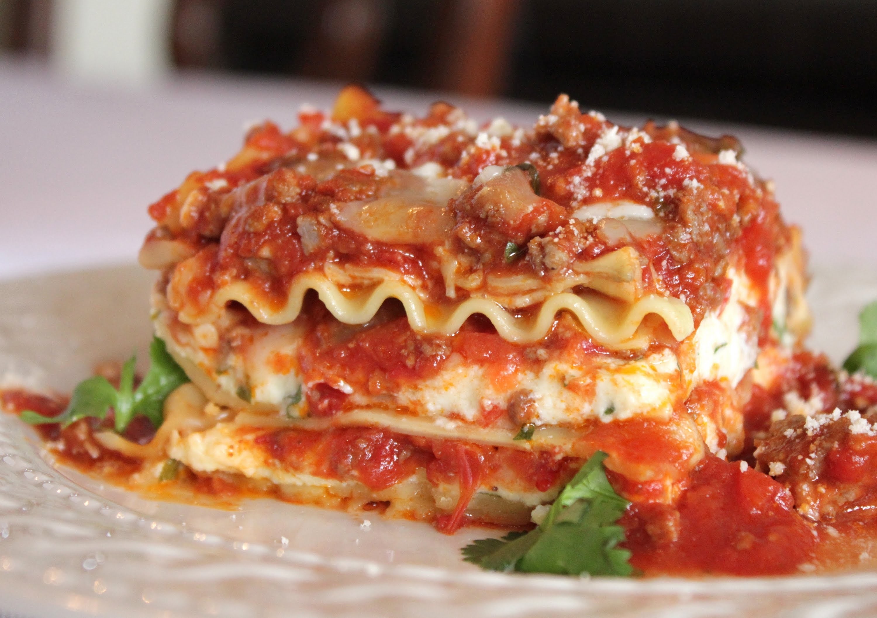 The Best Meat Lasagna Recipe -- How to Make Homemade Italian Lasagna ...