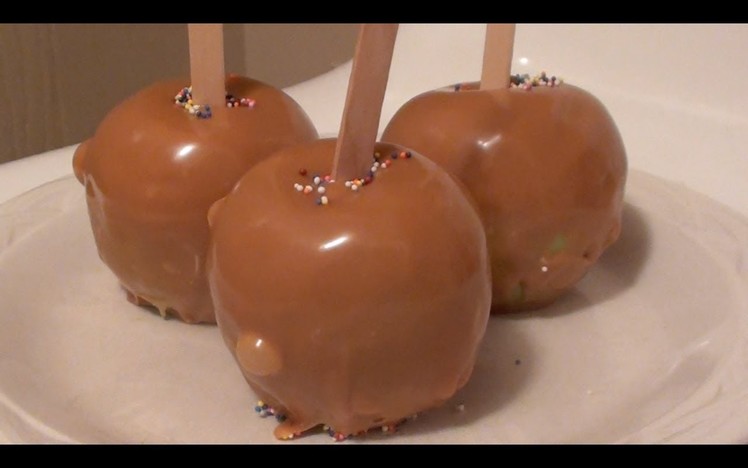 How To: Make Caramel Apples (The Easy Way!)