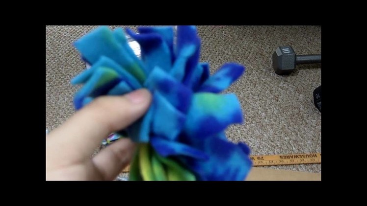 How to make fleece pom pom balls for your pets(no sewing)