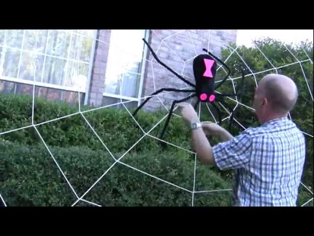 How to Setup Your Giant Halloween Spider Web - www.spiderwebman.net