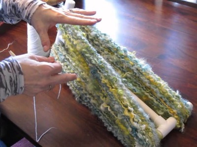 How to use a niddy noddy and twist a skein of yarn