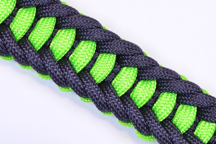 Make the Jagged Ladder Paracord Survival Bracelet with Buckle - BoredParacord