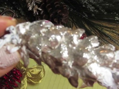 How To : Decoupage a Pine Cone with Napkins Christmas or winter ornament!