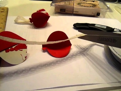 How to Make a Quick Paper Ornament