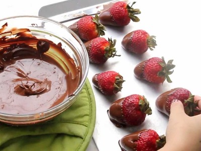 How to Make Chocolate-Dipped Strawberries