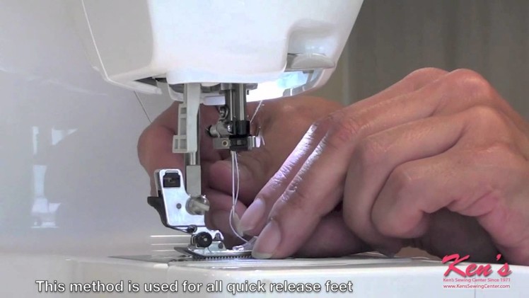 How to use the Brother SA135 Overlock Foot