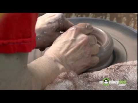 How to Make a Mug Out of Clay - Throwing the Clay