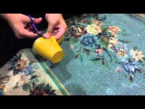How to make flowers from plastic glasses