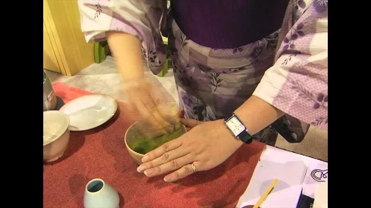 How to Make Matcha - Japanese Green Tea with Ito En - Video Sponsored by  Summit Tea