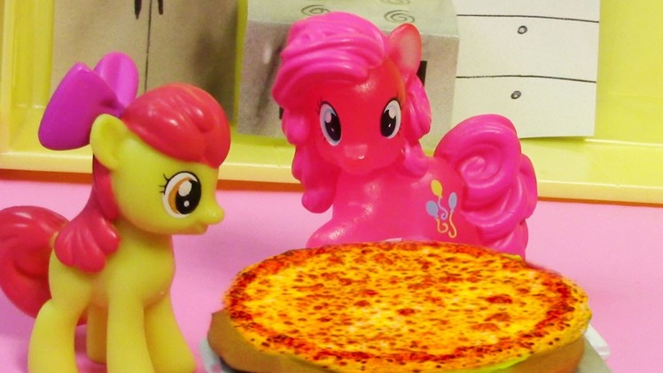 Pinkie Pie Pizza Pie - My Little Pony Apple Bloom MLP Toy Baking Cooking Series Blind Bag