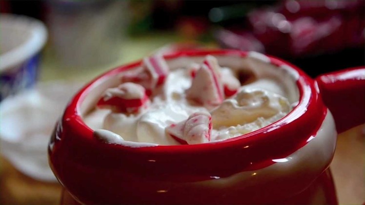 Peppermint Hot Chocolate | Holiday Gift Idea #4