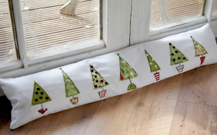 Free motion Christmas tree draught excluder tutorial by Debbie Shore