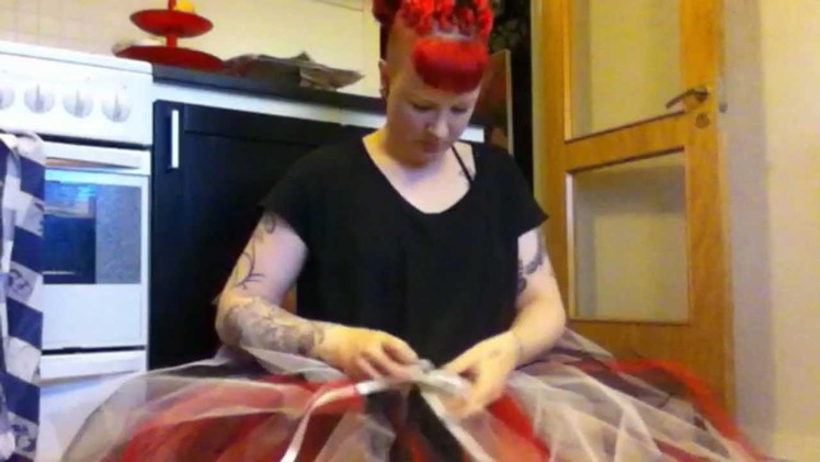 How to make a puffy tulle skirt