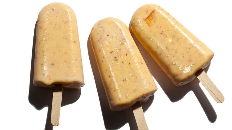 How to Make Easy Peaches 'n' Cream Ice Pops - The Easiest Way