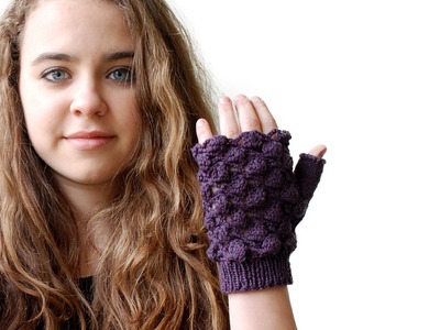 PINEAPPLE STITCH FINGERLESS GLOVES   An original design & stitch combination by the Casting On Couch