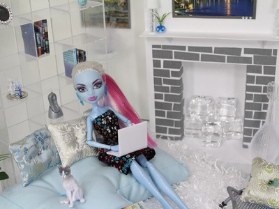 Doll Room Tour : Abbey Bominable