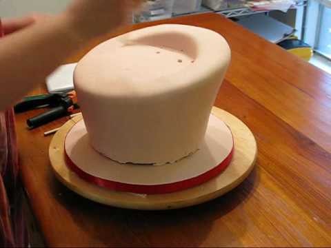 How to Make a Topsy Turvy cake