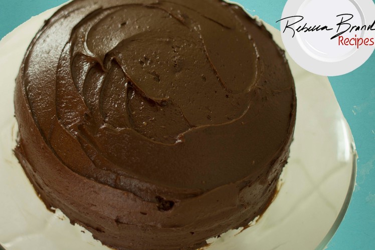 HOW TO MAKE CHOCOLATE CAKE