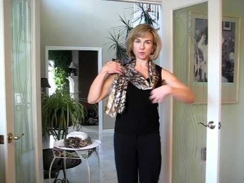 Donna Buffardi of Gifts In Motion Demonstrates the Clip on Bow and Scarf Set