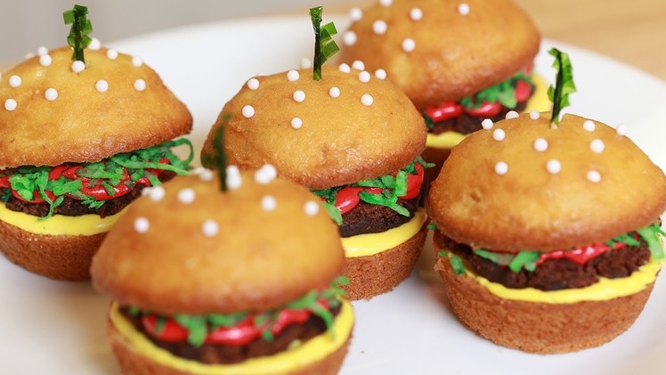 HOW TO MAKE CHEESEBURGER CUPCAKES - NERDY NUMMIES
