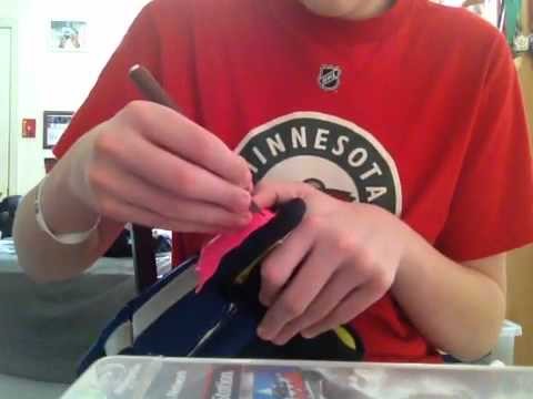 How to change the color of your hockey gloves