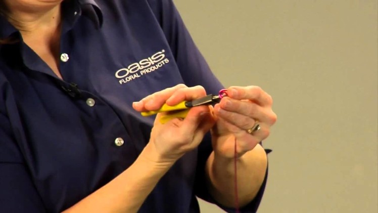 Make perfect circles with OASIS Aluminum Wire