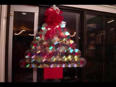 How to Make a Christmas Tree Door Decoration with Old Compact Discs