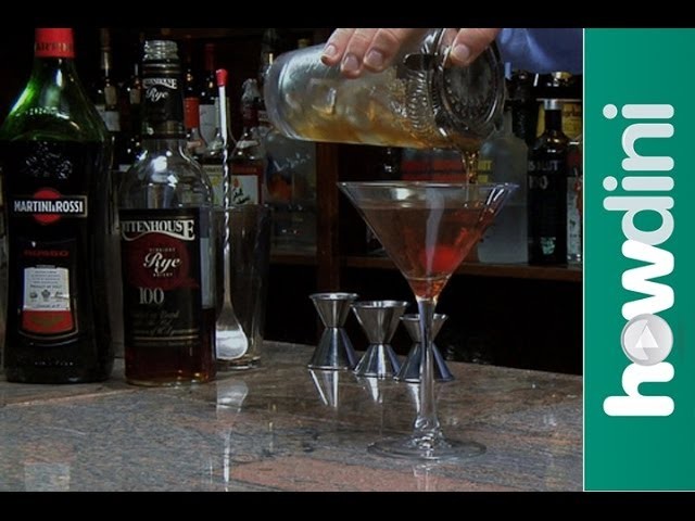 How to make a classic Manhattan cocktail
