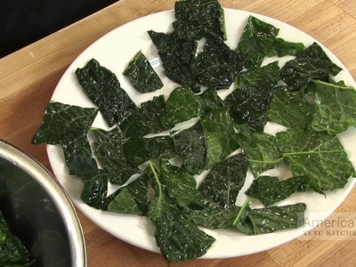 Super Quick Video Tips: How to Make Kale Chips in the Microwave