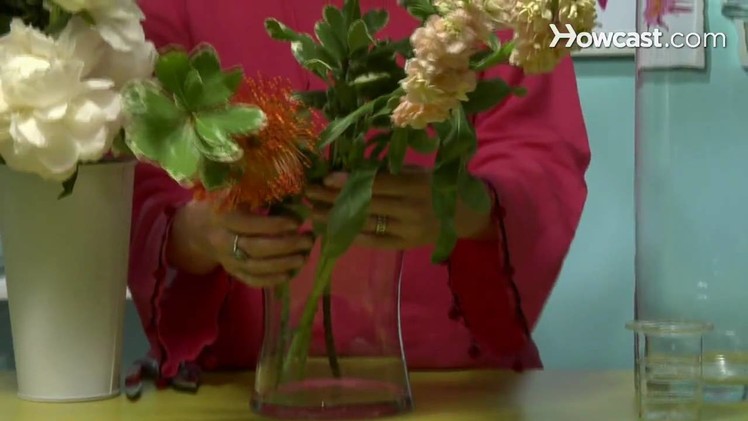 How to Choose the Right Vase for Your Flower Arrangement