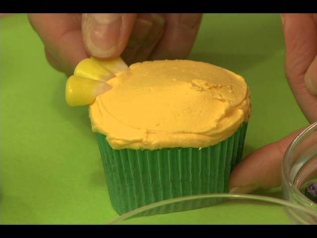 Make Spring Cupcakes with Karen Tack!