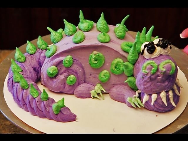 Dinosaur Cake - How to decorate a mini dinosaur cake - kids cake-tutorial