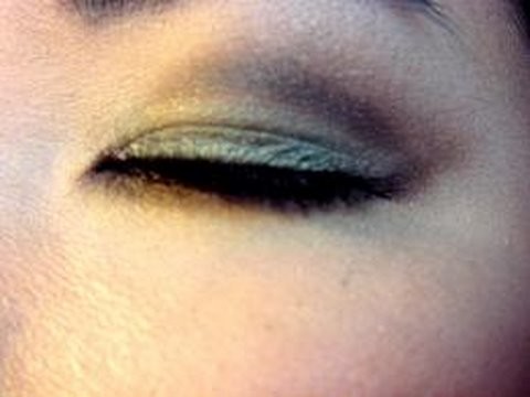 Hanh's sultry green brown look (spring inspired)