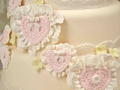 Karen Davies Cake Decorating Moulds. Molds - free beginners tutorial. how to - Lottie Lace