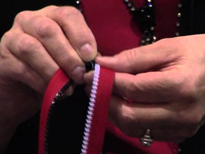 Sewing Zippers Lesson with Linda McGehee