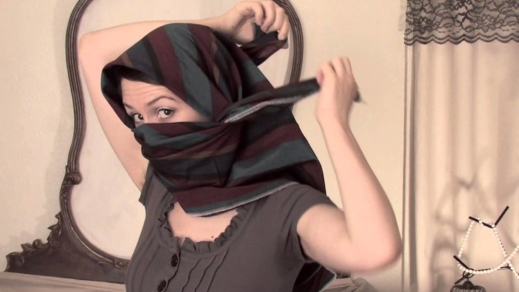How to Tie a Shemagh Scarf : Scarves