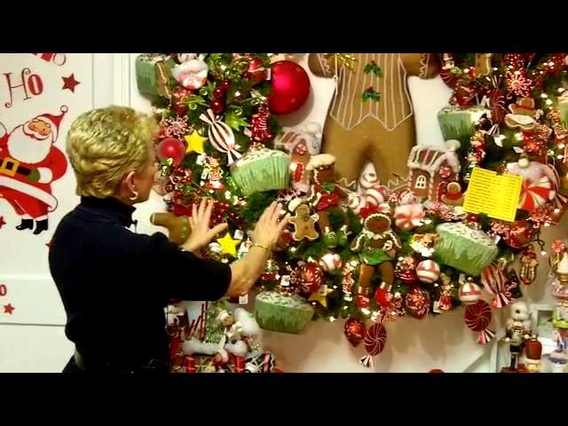 Interior Designer Annabelle | Decorating a Christmas Wreath