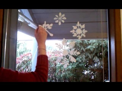 Christmas Window Painting - Paint Snowflakes Quick and Easy